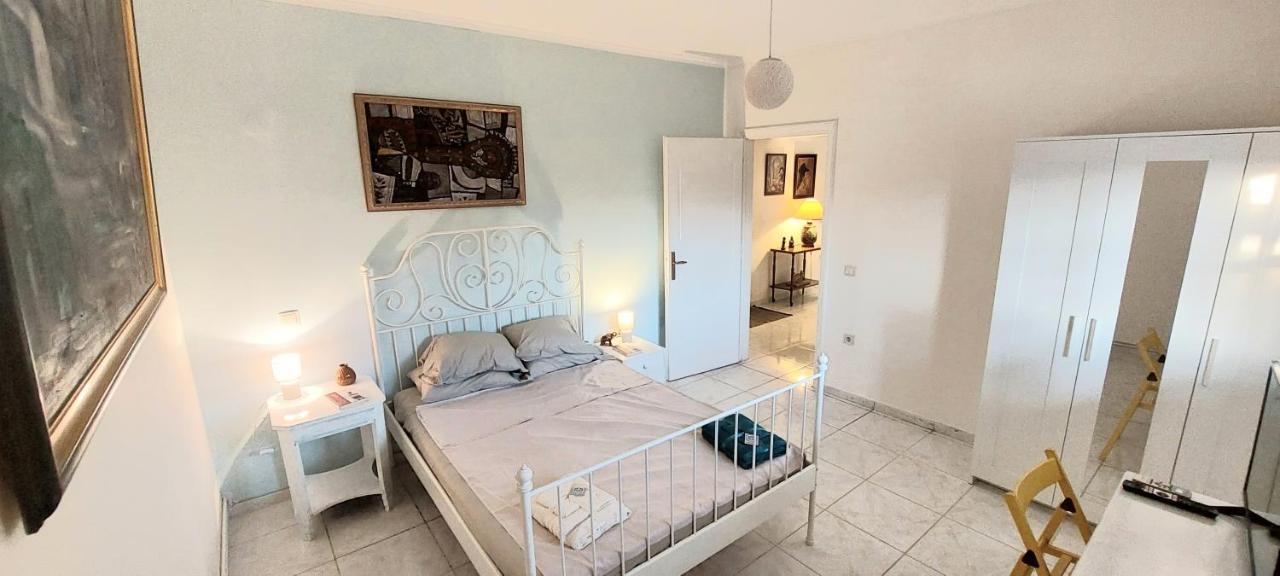 شقة The Athenian Riviera Summer Nest أنافيسوس المظهر الخارجي الصورة