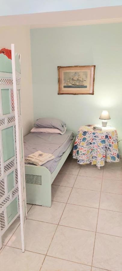 شقة The Athenian Riviera Summer Nest أنافيسوس المظهر الخارجي الصورة
